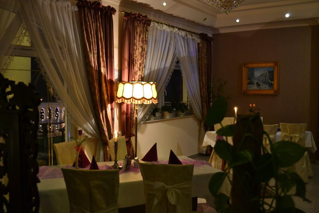 Hotel Palac Akropol 루블린 외부 사진
