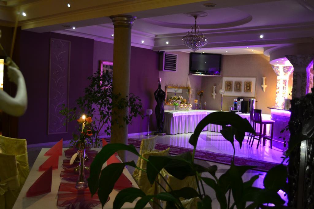 Hotel Palac Akropol 루블린 외부 사진