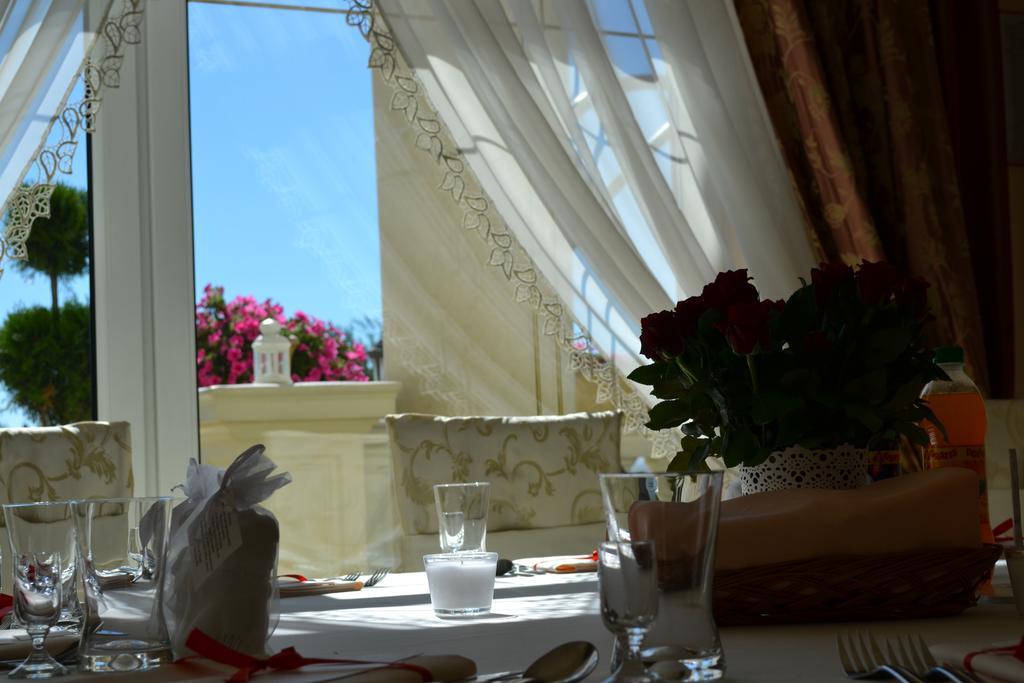 Hotel Palac Akropol 루블린 외부 사진